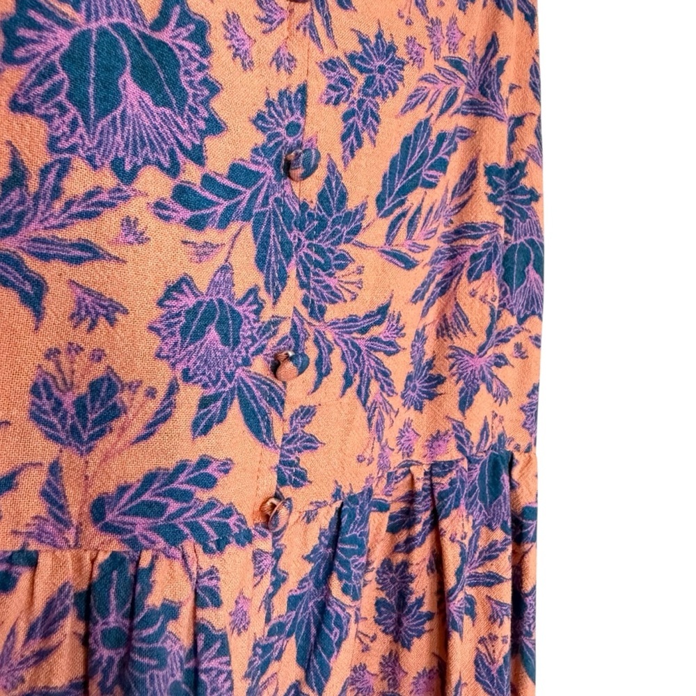 Universal Thread Faux Button- Front/Open Back Dress - Picture 5 of 11